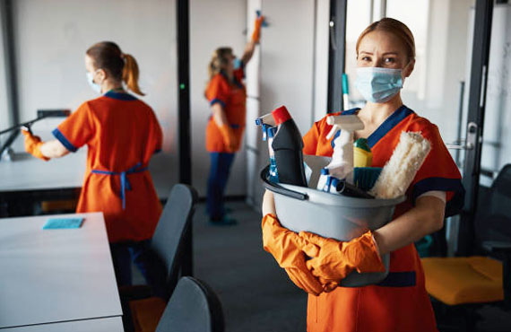 Best Cleaning Services in Belmont Central, Chicago